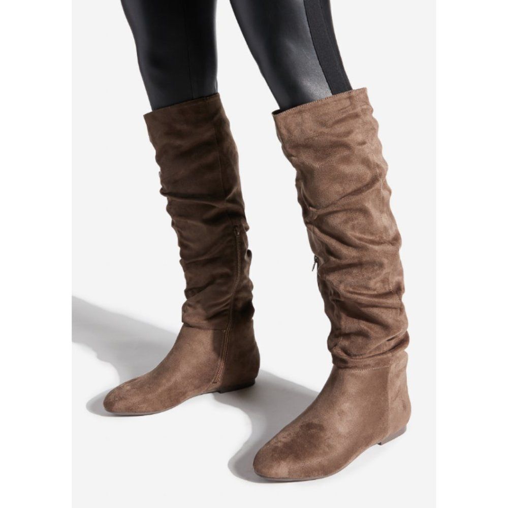 Shoe Dazzle Women's Alanna Flat Slouch Boot - 8